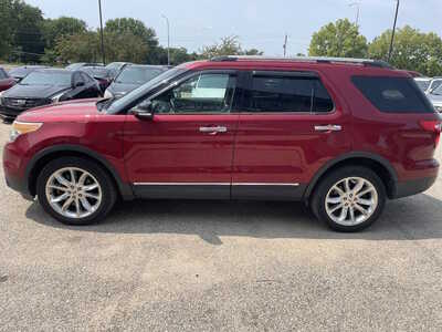 2014 Ford Explorer, $2999. Photo 6