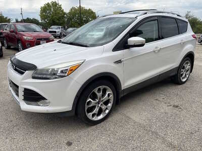 2015 Ford Escape, $6999. Photo 4