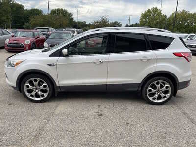 2015 Ford Escape, $6999. Photo 5
