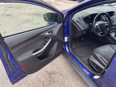 2014 Ford Focus, $4999. Photo 12