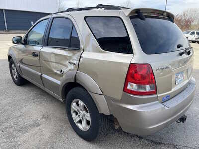 2003 Kia Sorento, $499. Photo 7