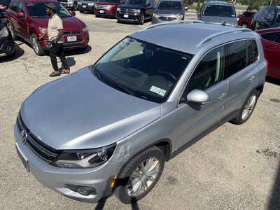 2013 Volkswagen Tiguan, $4999. Photo 11