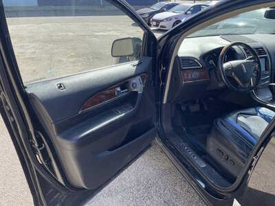 2013 Lincoln MKX, $3999. Photo 9