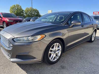 2014 Ford Fusion, $4999. Photo 4