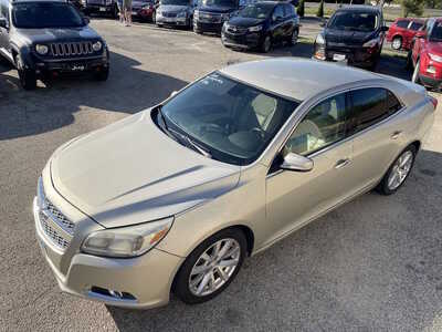 2015 Chevrolet Malibu, $2999. Photo 12