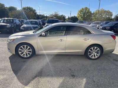 2015 Chevrolet Malibu, $2999. Photo 6