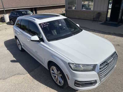 2018 Audi Q7, $7999. Photo 12