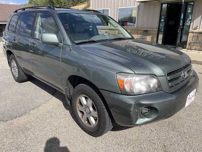 2005 Toyota Highlander, $2999. Photo 2