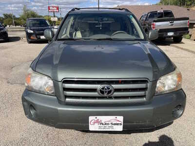 2005 Toyota Highlander, $2999. Photo 3