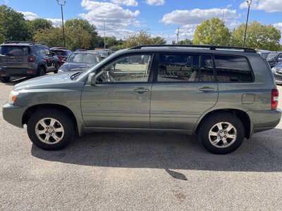 2005 Toyota Highlander, $2999. Photo 5