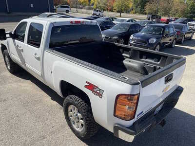 2013 Chevrolet 2500 Crew Cab, $14999. Photo 10