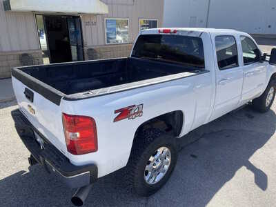 2013 Chevrolet 2500 Crew Cab, $14999. Photo 9