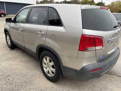 2013 Kia Sorento, $1999. Photo 6