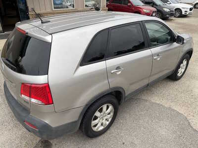 2013 Kia Sorento, $1999. Photo 9