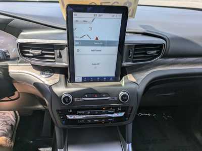 2020 Ford Explorer, $25988. Photo 9
