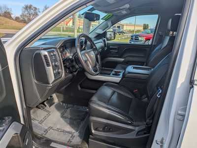 2017 Chevrolet 1500 Ext Cab, $21988. Photo 5