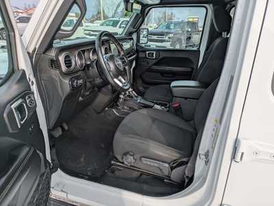 2018 Jeep Wrangler Unlimited, $23988. Photo 5