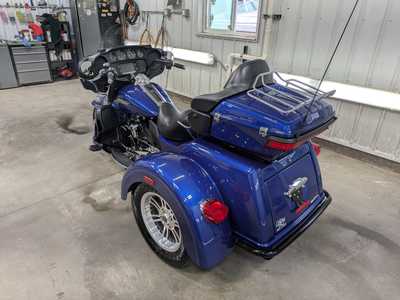 2017 Tri Glide , $23988. Photo 4