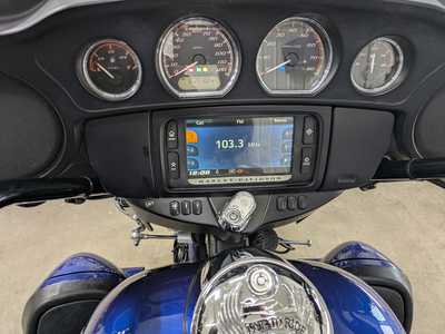 2017 Tri Glide , $23988. Photo 6