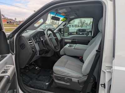 2015 Ford F250 Crew Cab, $21988. Photo 5