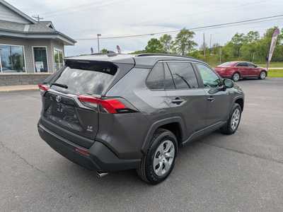 2021 Toyota RAV4, $22988. Photo 3