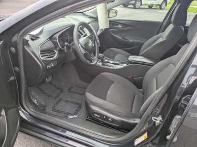 2023 Chevrolet Malibu, $14988. Photo 5