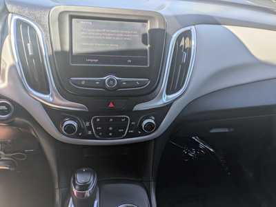 2021 Chevrolet Equinox, $19988. Photo 9