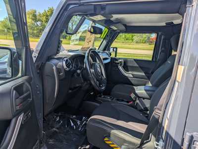 2017 Jeep Wrangler Unlimited, $22988. Photo 5