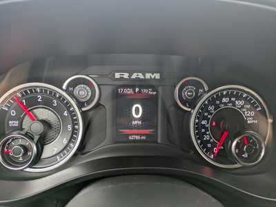 2020 RAM 1500 Crew Cab, $31988. Photo 7