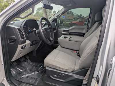 2016 Ford F150 Crew Cab, $15988. Photo 3