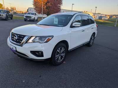 2019 Nissan Pathfinder, $13988. Photo 1