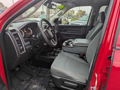 2016 Dodge 2500 Crew Cab, $29988. Photo 5