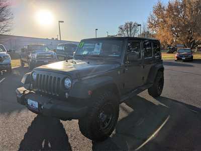2017 Jeep Wrangler Unlimited, $20988. Photo 1