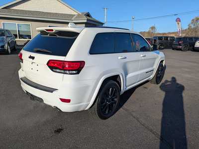 2019 Jeep Grand Cherokee, $18988. Photo 3