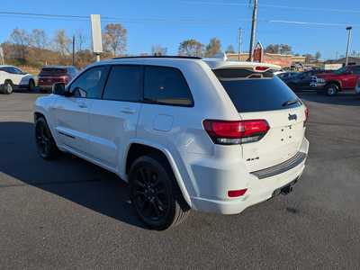 2019 Jeep Grand Cherokee, $18988. Photo 4