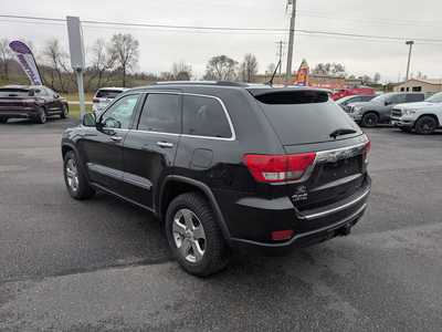 2013 Jeep Grand Cherokee, $12988. Photo 4