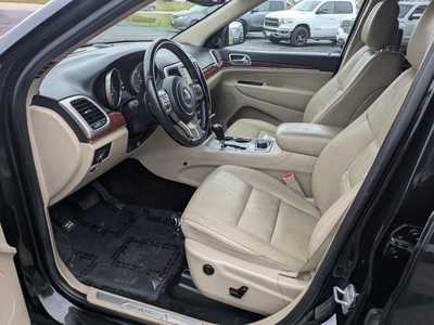 2013 Jeep Grand Cherokee, $12988. Photo 5