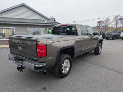 2015 Chevrolet 3500 Crew Cab, $28988. Photo 3