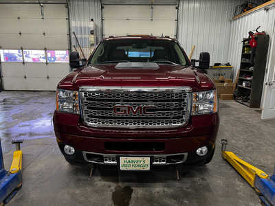 2013 GMC 2500 Crew Cab, $40000. Photo 3