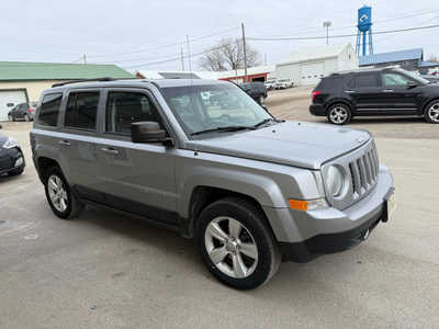 2014 Jeep Patriot, $8000. Photo 2