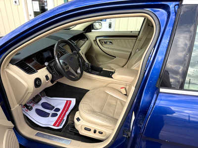 2014 Ford Taurus, $6000. Photo 5