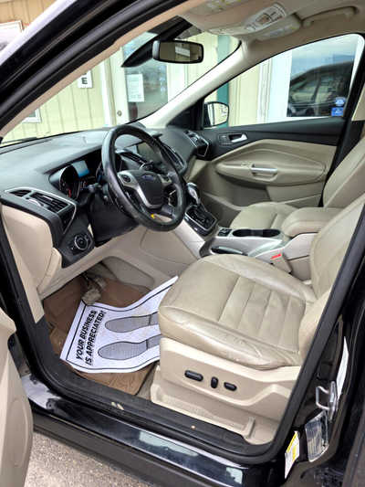 2013 Ford Escape, $7000. Photo 5