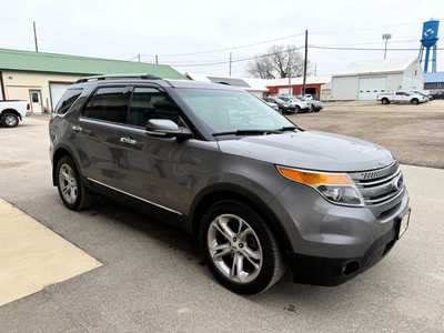2013 Ford Explorer, $7000. Photo 2