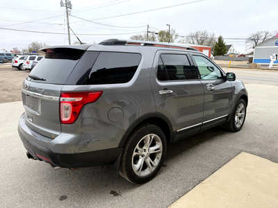 2013 Ford Explorer, $7000. Photo 3