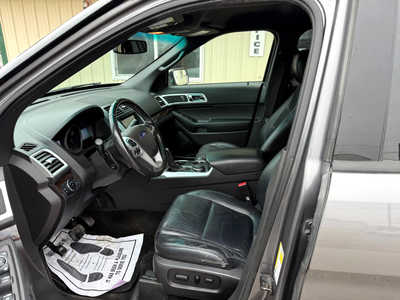 2013 Ford Explorer, $7000. Photo 5
