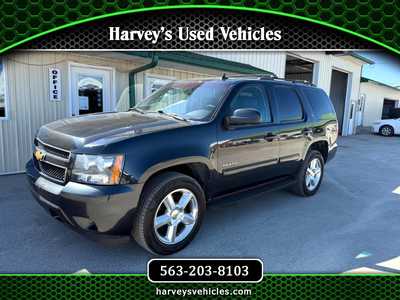 2013 Chevrolet Tahoe, $10000. Photo 1
