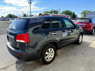 2012 Kia Sorento, $6000. Photo 3