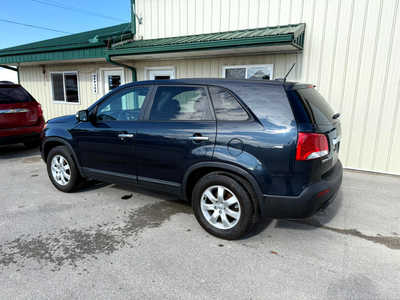 2012 Kia Sorento, $6000. Photo 4