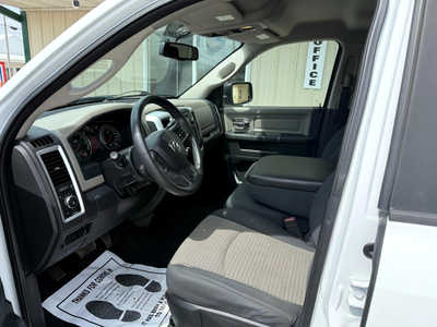 2012 RAM 1500, $0. Photo 5