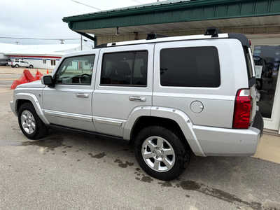 2008 Jeep Commander, $6200. Photo 4